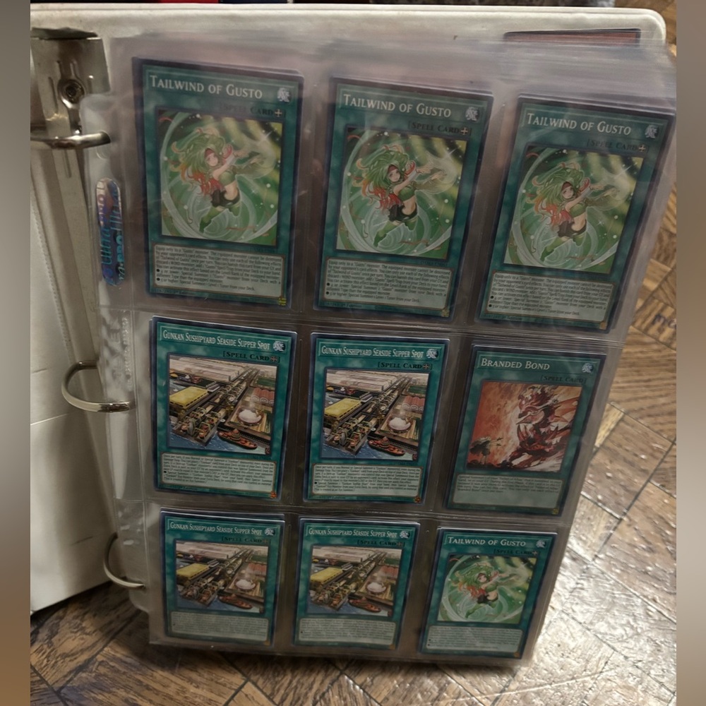 Huge lot of Yugioh Cards: 480 approx